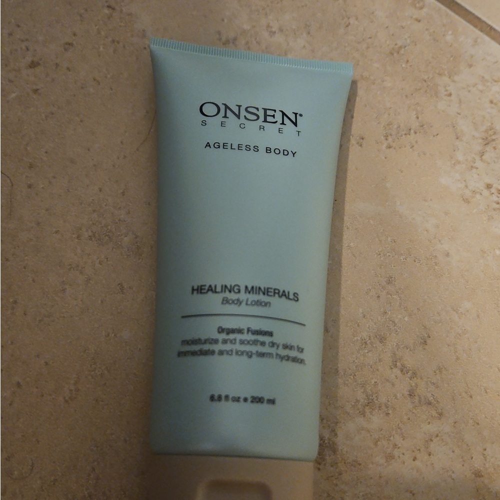 Onsen Secret Ageless Body Healing Minerals Body Lotion
